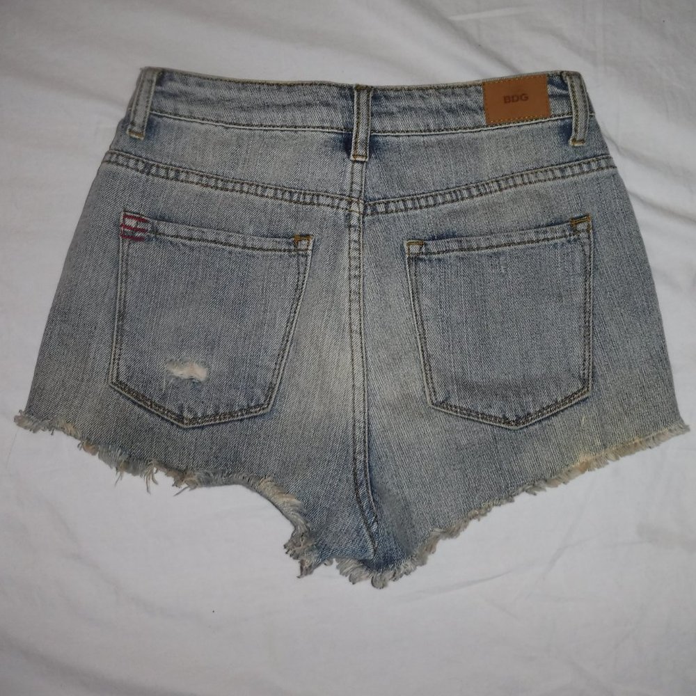 BDG Urban Outfitters High Rise Dree Cheeky Shorts Cutoff Jean Denim Dingy Wash - Picture 3 of 3